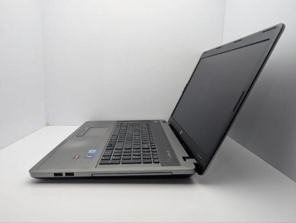 Ноутбук HP ProBook 4740s / 17.3" (1600x900) TN / Intel Core i5-2450M (2 (4) ядра по 2.5 - 3.1 GHz) / 8 GB DDR3 / 750 GB HDD / AMD Radeon HD 7650M, 2 GB GDDR3, 128-bit / WebCam - Зображення 5