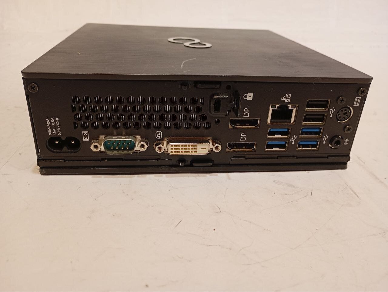 Неттоп Б-клас Fujitsu Esprimo Q956 USFF / Intel Core i3-6100T (2 (4) ядра по 3.2 GHz) / 8 GB DDR4 / 256 GB SSD M.2 / Intel HD Graphics 530 - Зображення 5