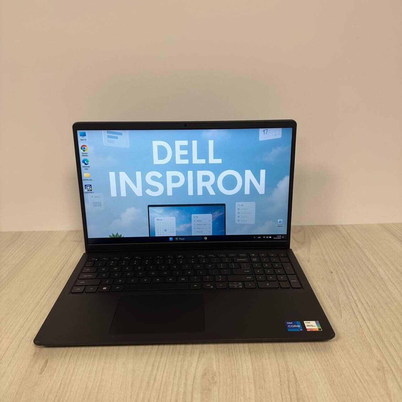 Ультрабук Б-клас Dell Inspiron 15 3511 / 15.6" (1920x1080) IPS / Intel Core i7-1165G7 (4 (8) ядра по 2.8 - 4.7 GHz) / 16 GB DDR4 / 512 GB SSD / Intel Iris Xe Graphics / WebCam - Зображення 2