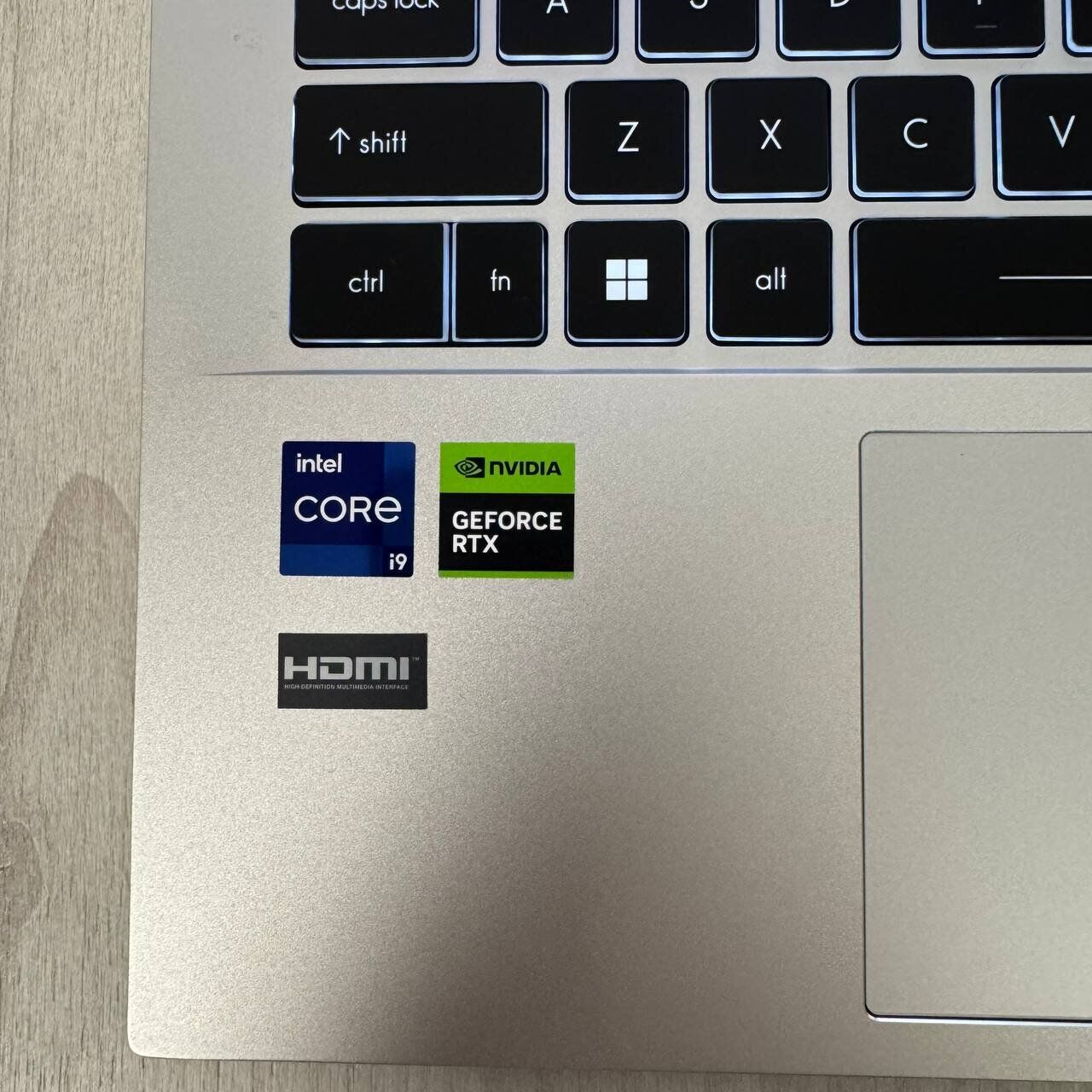 Ігровий ультрабук MSI Prestige 14 H B13UCX / 14" (1920x1200) IPS / Intel Core i9-13900H (14 (20) ядер по 2.6 - 5.4 GHz) / 32 GB DDR5 / 512 GB SSD NVMe / nVidia GeForce RTX 2050, 4 GB GDDR6, 64-bit / WebCam - Зображення 8