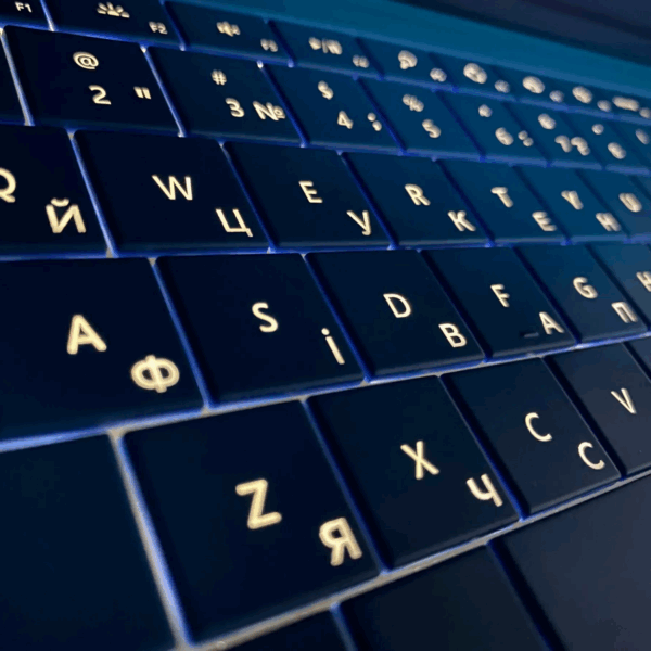 Нетбук-трансформер Microsoft Surface Pro 3 / 12" (2160x1440) IPS Touch / Intel Core i7-4650U (2 (4) ядра по 1.7 - 3.3 GHz) / 8 GB DDR3 / 512 GB SSD / Intel HD Graphics 5000 / WebCam - Зображення 6