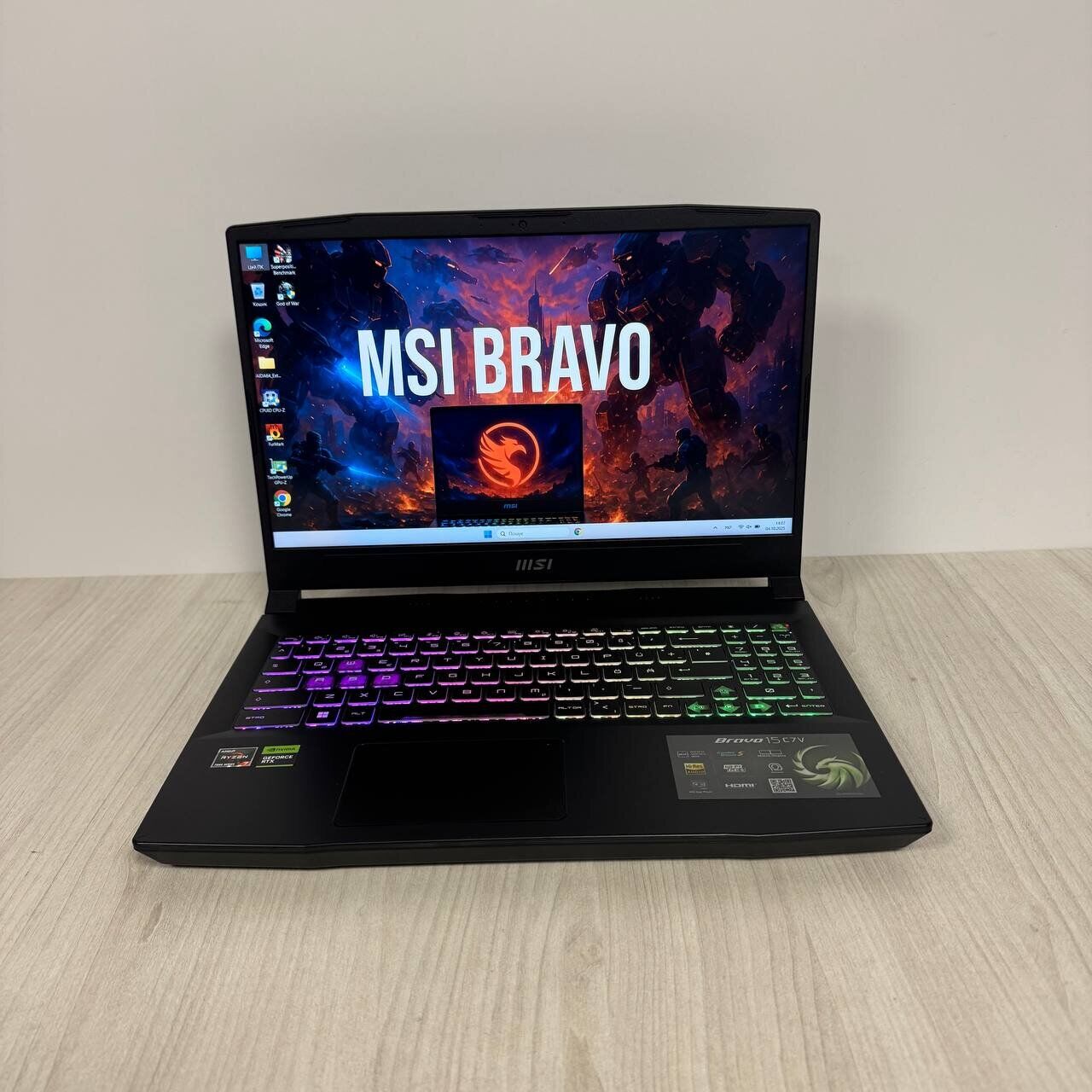 Ігровий ноутбук MSI Bravo 15 C7VFK / 15.6" (1920x1080) IPS / AMD Ryzen 7 7735HS (8 (16) ядер по 3.2 - 4.75 GHz) / 16 GB DDR5 / 512 GB SSD NVMe / nVidia GeForce RTX 4060, 8 GB GDDR6, 128-bit / WebCam - Зображення 2