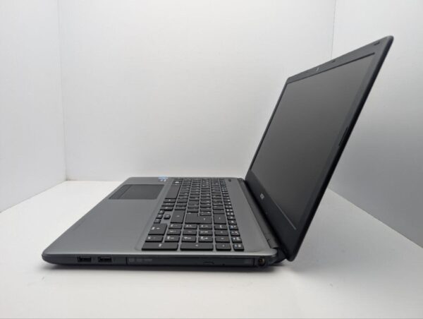 Ноутбук Acer Aspire E1-572G / 15.6" (1366x768) TN / Intel Core i5-4200U (2 (4) ядра по 1.6 - 2.6 GHz) / 8 GB DDR3 / 500 GB HDD / Intel HD Graphics 4400 / WebCam / DVD-ROM - Зображення 5