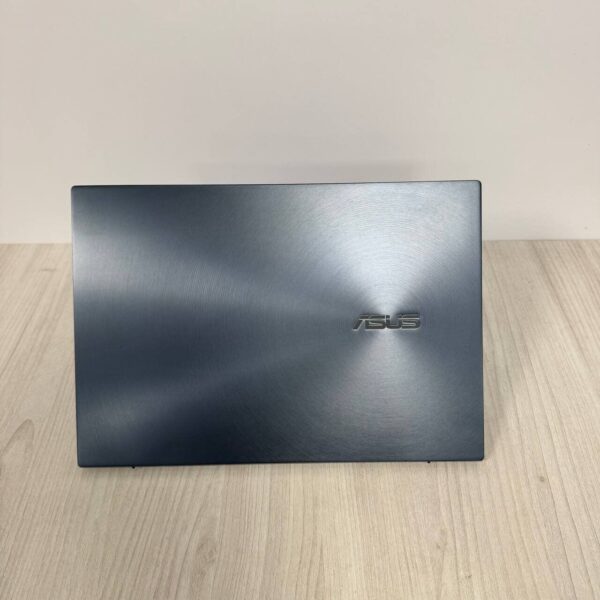 Ігровий ноутбук Asus ZenBook Pro Duo UX582HS / 15.6" (3840x2160) OLED / Intel Core i9-11900H (8 (16) ядер по 2.1 - 4.9 GHz) / 32 GB DDR4 / 1000 GB SSD NVMe / nVidia GeForce RTX 3080, 8 GB GDDR6, 256-bit / WebCam - Зображення 3