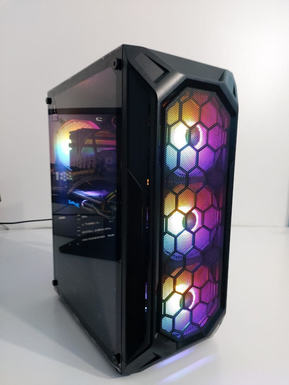 Комп'ютер 1stPlayer X6 Fire Base Tower / Intel Core i7-4790 (4 (8) ядер по 3.6 - 4.0 GHz) / 16 GB DDR3 / 512 GB SSD + 500 GB HDD / AMD Radeon RX 570, 8 GB GDDR5, 256-bit / 400W - Зображення 3