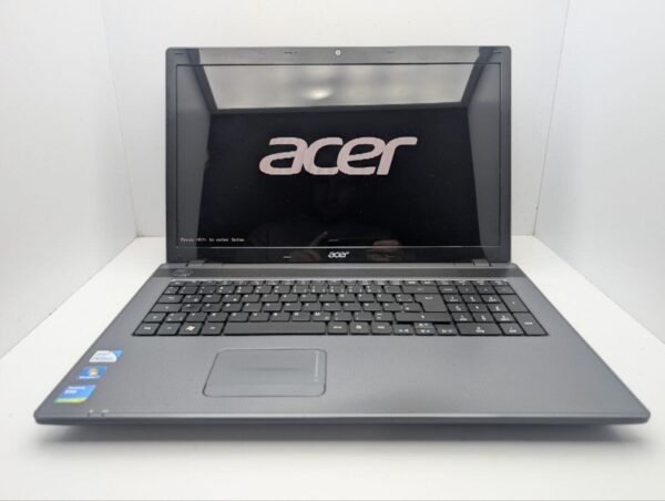 Ноутбук Acer Aspire 7739Z / 17.3" (1600x900) TN / Intel Core i3-380M (2 (4) ядра по 2.5 GHz) / 6 GB DDR3 / 500 GB HDD / Intel Graphics / WebCam / DVD-ROM - Зображення 2