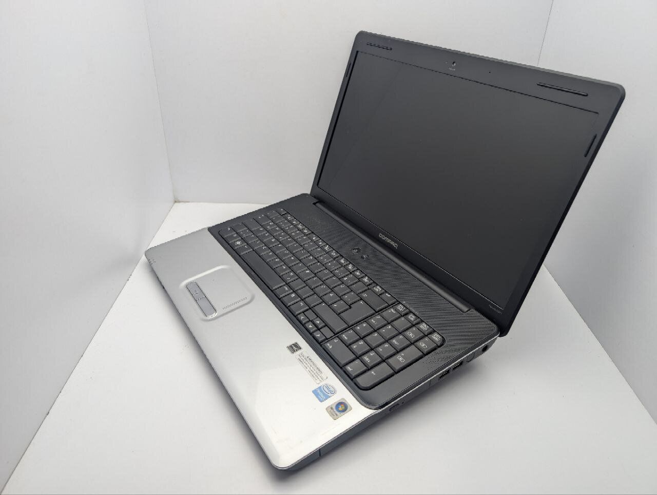 Ноутбук HP Compaq CQ71 / 17.3" (1600x900) TN / Intel Pentium T3400 (2 ядра по 2.1 GHz) / 4 GB DDR2 / 320 GB HDD / Intel HD Graphics / WebCam / DVD-ROM - Зображення 7