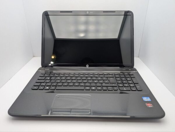Ноутбук HP Pavilion g7-2222sg / 17.3" (1600x900) TN / Intel Core i5-3210M (2 (4) ядра по 2.5 - 3.1 GHz) / 8 GB DDR3 / 1000 GB HDD / Intel HD Graphics 4000 / WebCam/ DVD-ROM - Зображення 3
