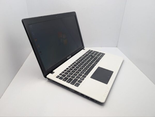 Ноутбук Asus R513C / 15.6" (1366x768) TN / Intel Pentium 2117U (2 ядра по 1.8 GHz) / 6 GB DDR3 / 500 GB HDD / nVidia GeForce 710M, 1 GB GDDR3, 64-bit / WebCam / DVD-ROM - Зображення 6