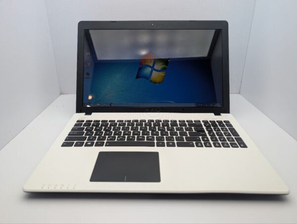 Ноутбук Asus R513C / 15.6" (1366x768) TN / Intel Pentium 2117U (2 ядра по 1.8 GHz) / 6 GB DDR3 / 500 GB HDD / nVidia GeForce 710M, 1 GB GDDR3, 64-bit / WebCam / DVD-ROM - Зображення 2