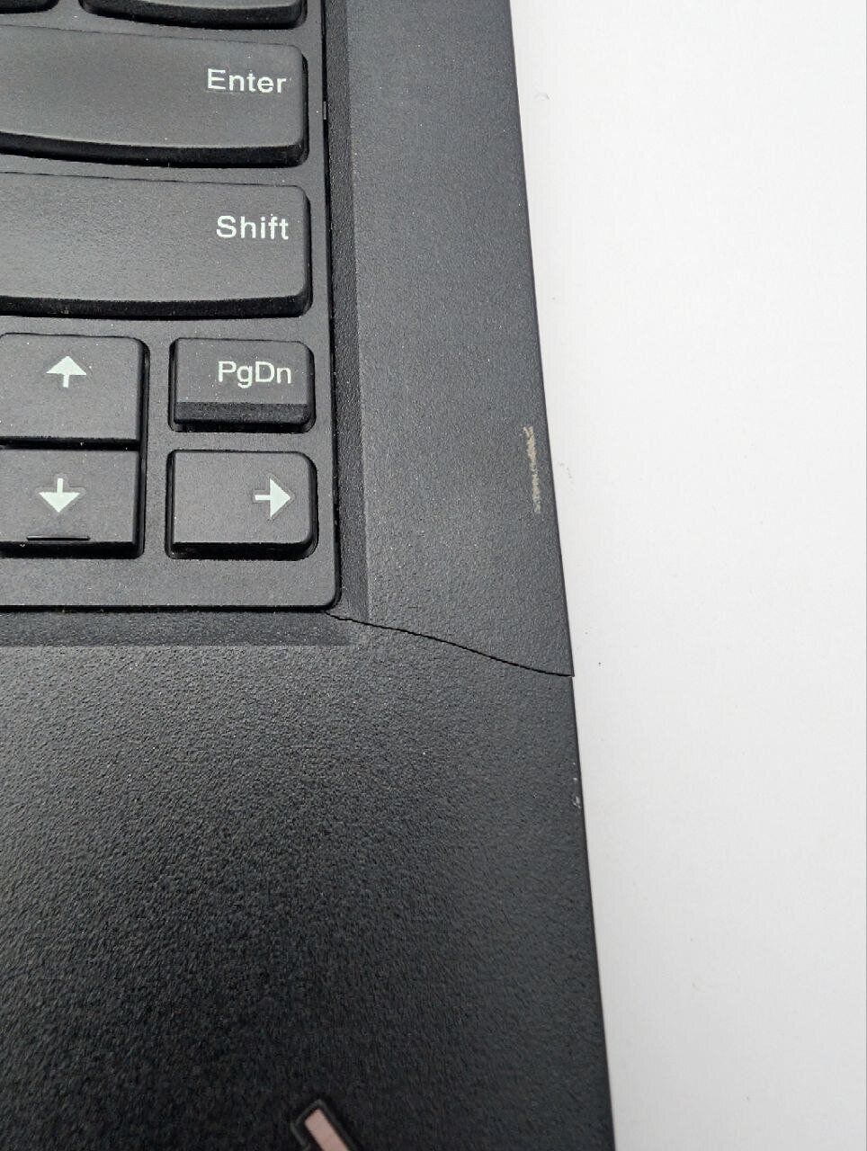 Ноутбук Б-клас Lenovo ThinkPad L480 / 14" (1366x768) TN / Intel Core i5-8250U (4 (8) ядра по 1.6 - 3.4 GHz) / 8 GB DDR4 / 240 GB SSD / Intel UHD Graphics 620 / WebCam - Зображення 4