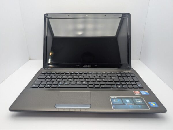 Ноутбук Asus X52J / 15.6" (1366x768) TN / Intel Core i3-350M (2 (4) ядра по 2.2 GHz) / 6 GB DDR3 / 320 GB HDD / AMD Radeon HD 5145, 1 GB GDDR3, 64-bit / WebCam / DVD-ROM - Зображення 3
