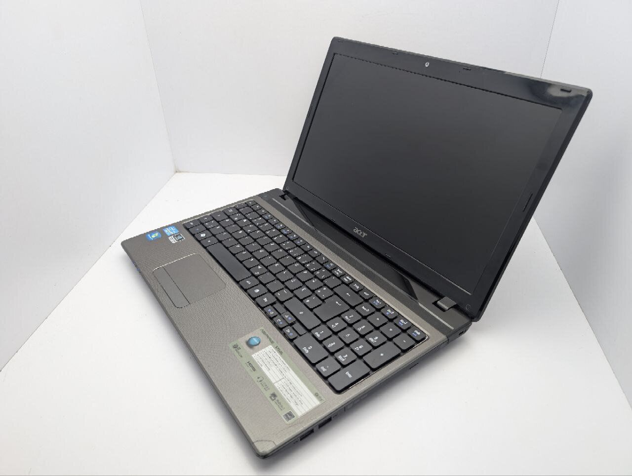Ноутбук Acer Aspire 5750G / 15.6" (1366x768) TN / Intel Core i5-2430M (2 (4) ядра по 2.4 - 3.0 GHz) / 8 GB DDR3 / 750 GB HDD / nVidia GeForce GT 520M, 1 GB GDDR3, 64-bit / WebCam / DVD-ROM - Зображення 7
