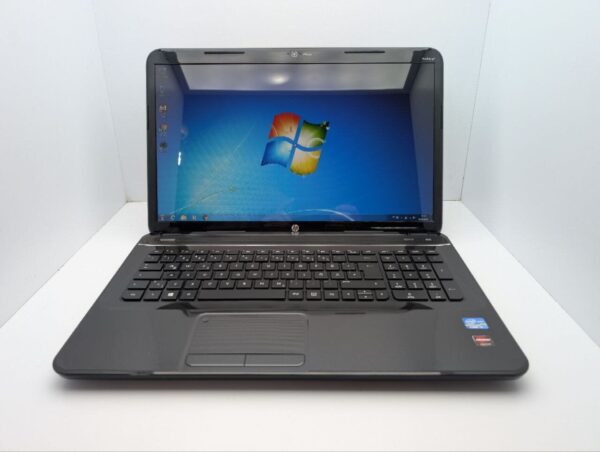 Ноутбук HP Pavilion g7-2222sg / 17.3" (1600x900) TN / Intel Core i5-3210M (2 (4) ядра по 2.5 - 3.1 GHz) / 8 GB DDR3 / 1000 GB HDD / Intel HD Graphics 4000 / WebCam/ DVD-ROM - Зображення 2