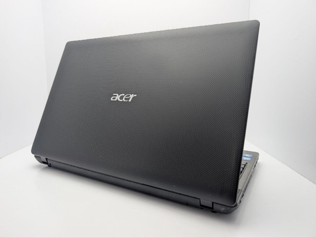 Ноутбук Acer Aspire 5750G / 15.6" (1366x768) TN / Intel Core i5-2430M (2 (4) ядра по 2.4 - 3.0 GHz) / 8 GB DDR3 / 750 GB HDD / nVidia GeForce GT 520M, 1 GB GDDR3, 64-bit / WebCam / DVD-ROM - Зображення 8