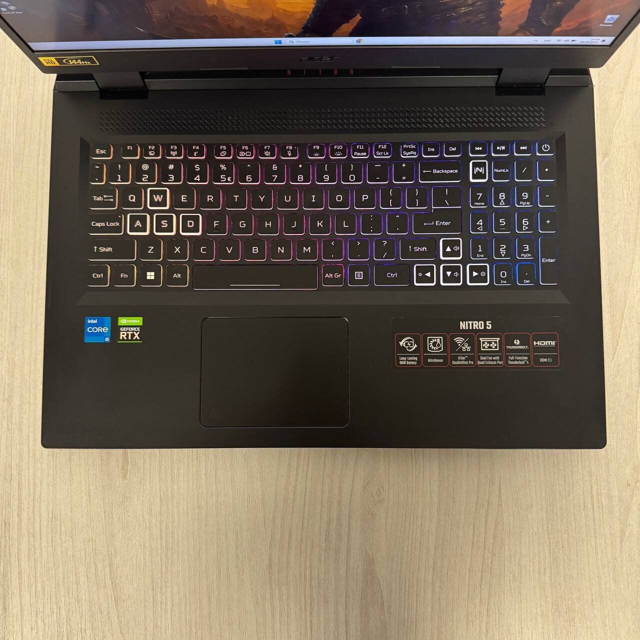 Ігровий ноутбук Acer Nitro 5 AN517-55 / 17.3" (1920x1080) IPS / Intel Core i5-12500H (12 (16) ядер по 2.5 - 4.5 GHz) / 8 GB DDR4 / 512 GB SSD NVMe / nVidia GeForce RTX 3050, 4 GB GDDR6, 128-bit / WebCam - Зображення 7