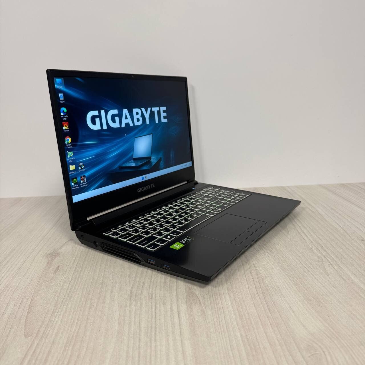 Ігровий ноутбук Б-клас Gigabyte A5 K1 / 15.6" (1920x1080) IPS / AMD Ryzen 5 5600H (6 (12) ядер 3.3 - 4.2 GHz) / 16 GB DDR4 / 512 GB SSD NVMe / nVidia GeForce RTX 3060, 6 GB GDDR6, 192-bit / WebCam - Зображення 4