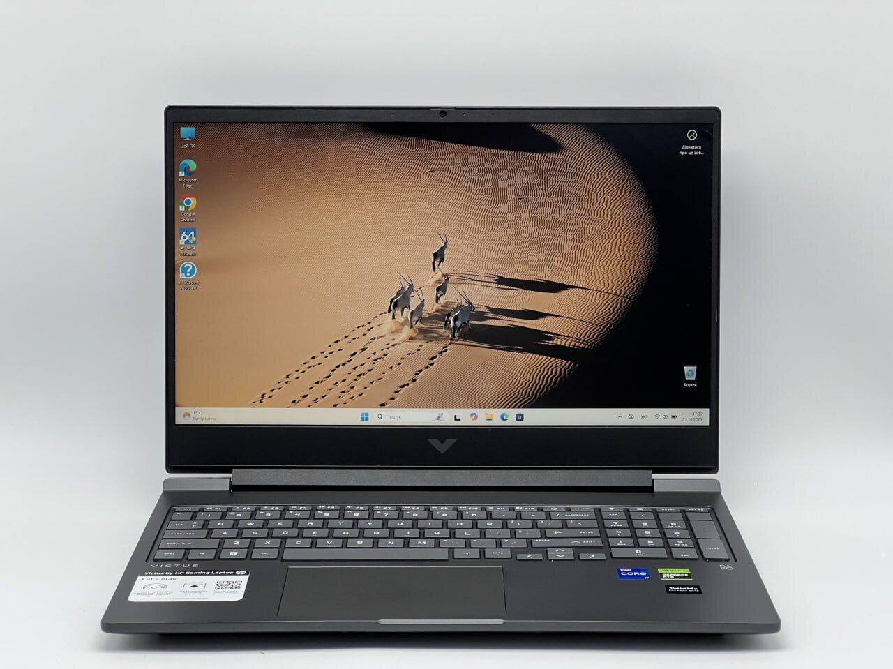 Ігровий ноутбук Б-клас HP Victus 16-r0073cl / 16" (1920x1080) IPS / Intel Core i7-13700HX (16 (24) ядер по 1.5 - 5.0 GHz) / 32 GB DDR5 / 960 GB SSD / nVidia GeForce RTX 4060, 8 GB GDDR6, 128-bit / WebCam - Зображення 2
