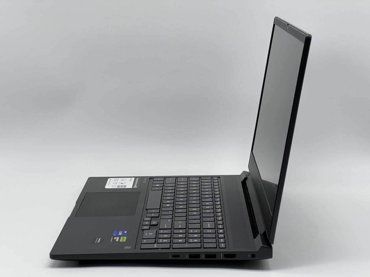 Ігровий ноутбук Б-клас HP Victus 16-r0073cl / 16" (1920x1080) IPS / Intel Core i7-13700HX (16 (24) ядер по 1.5 - 5.0 GHz) / 32 GB DDR5 / 960 GB SSD / nVidia GeForce RTX 4060, 8 GB GDDR6, 128-bit / WebCam - Зображення 4
