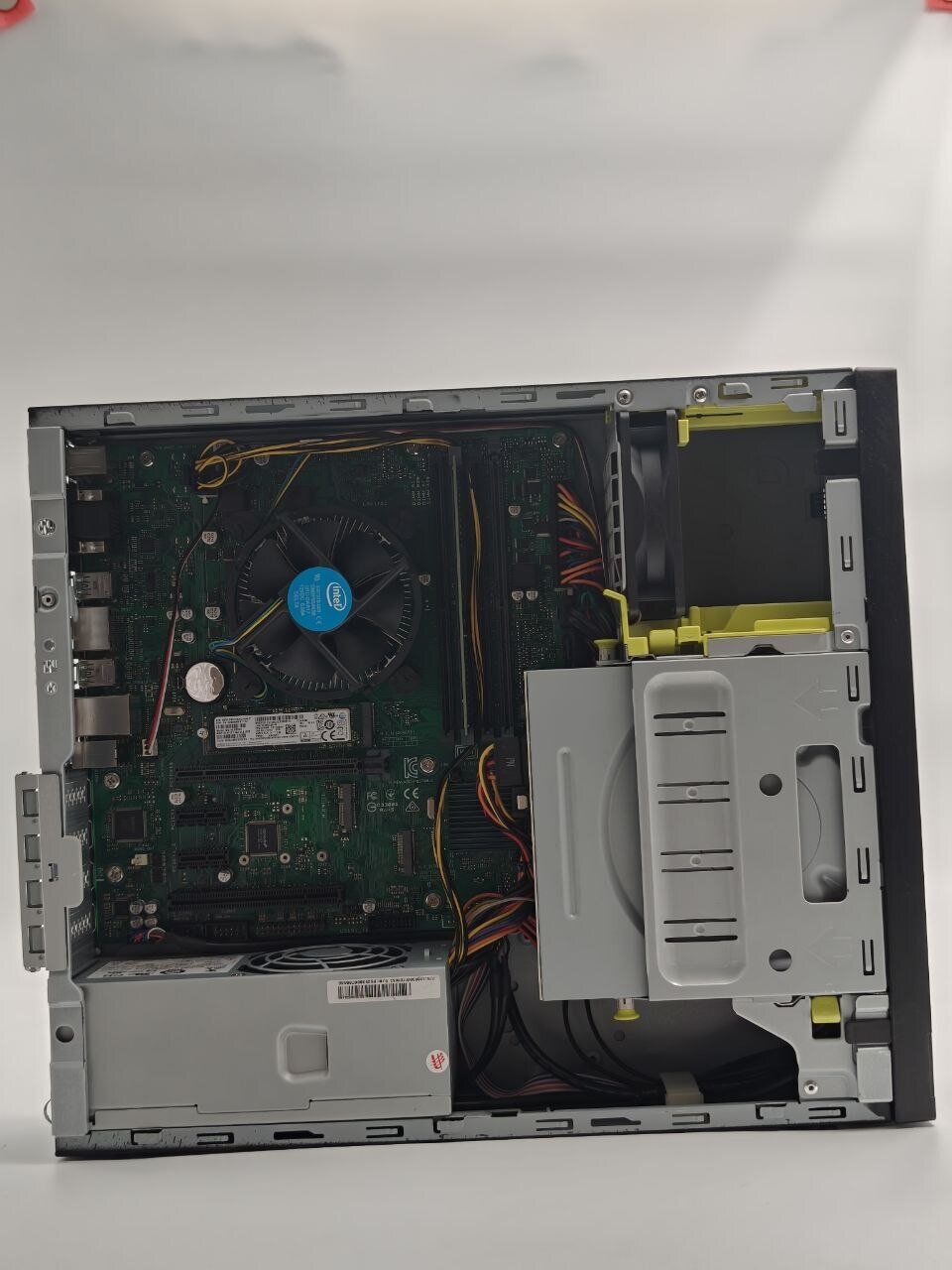 Комп'ютер Б-клас ByteSpeed SFF / Intel Core i7-9700 (8 ядер по 3.0 - 4.7 GHz) / 8 GB DDR4 / 256 GB SSD / Intel UHD Graphics 630 / HDMI / DisplayPort / VGA / DVD-ROM - Зображення 10