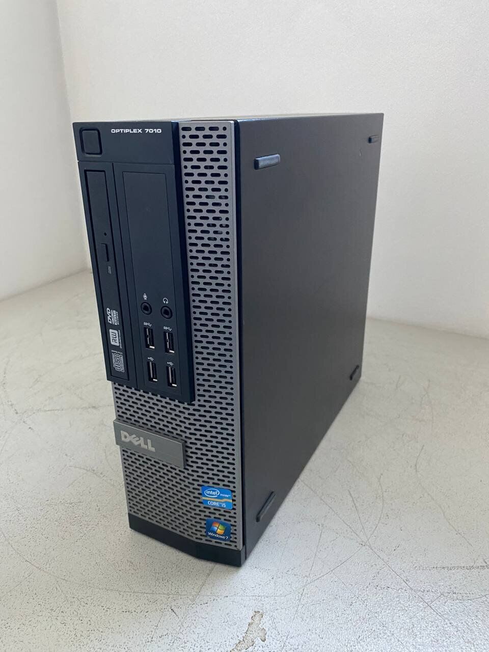 Комп'ютер Dell OptiPlex 7010 SFF / Intel Core i5-3470 (4 ядра по 3.2 - 3.6 GHz) / 8 GB DDR3 / 250 GB HDD / Intel HD Graphics 2500 / DVD-ROM - Зображення 2