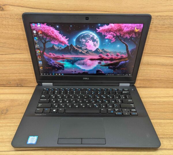 Нетбук Dell Latitude E7270 / 12.5" (1920x1080) IPS / Intel Core i5-6300U (2 (4) ядра по 2.4 - 3.0 GHz) / 8 GB DDR4 / 256 GB SSD / Intel HD Graphics 520 / WebCam / HDMI / Windows 10 - Зображення 2