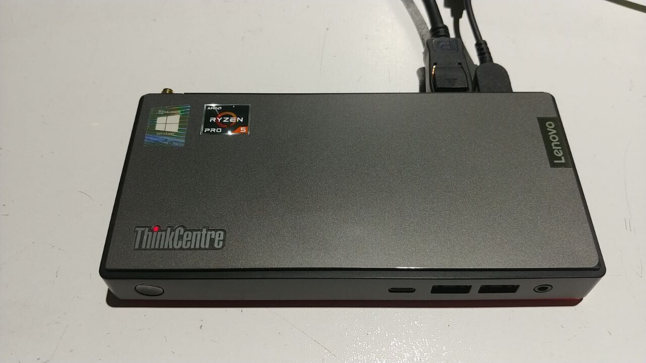 Неттоп Lenovo ThinkCentre M75n USFF / AMD Ryzen 5 3500U (4 (8) ядра по 2.1 - 3.7 GHz) / 8 GB DDR4 / 256 GB SSD / AMD Radeon Vega 8 Graphics / DisplayPort / Wi-Fi + Блок живлення - Зображення 3