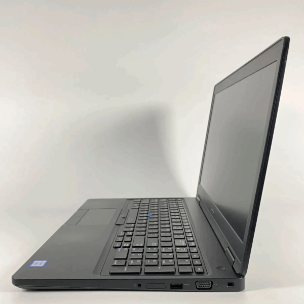 Ноутбук Dell Latitude 5590 / 15.6" (1366x768) TN / Intel Core i5-7300U (2 (4) ядра по 2.6 - 3.5 GHz) / 16 GB DDR4 / 256 GB SSD / Intel UHD Graphics 620 / WebCam / HDMI - Зображення 5