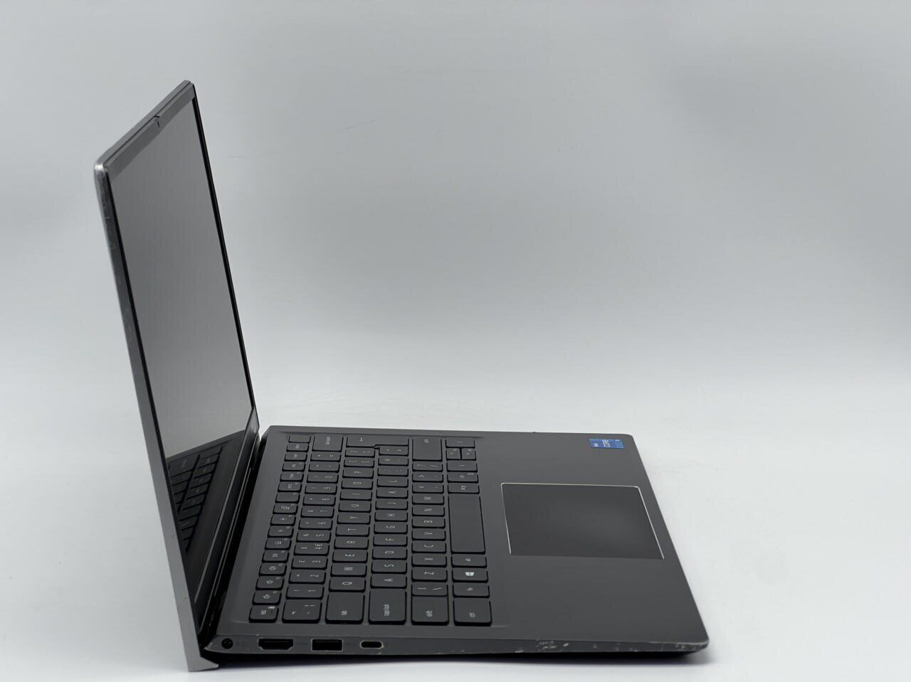 Ноутбук Б-клас Dell Vostro 5410 / 16" (1920x1080) IPS / Intel Core i5-11300H (4 (8) ядра по 2.6 - 4.4 GHz) / 16 GB DDR4 / 240 GB SSD / Intel Iris Xe Graphics / WebCam - Зображення 3