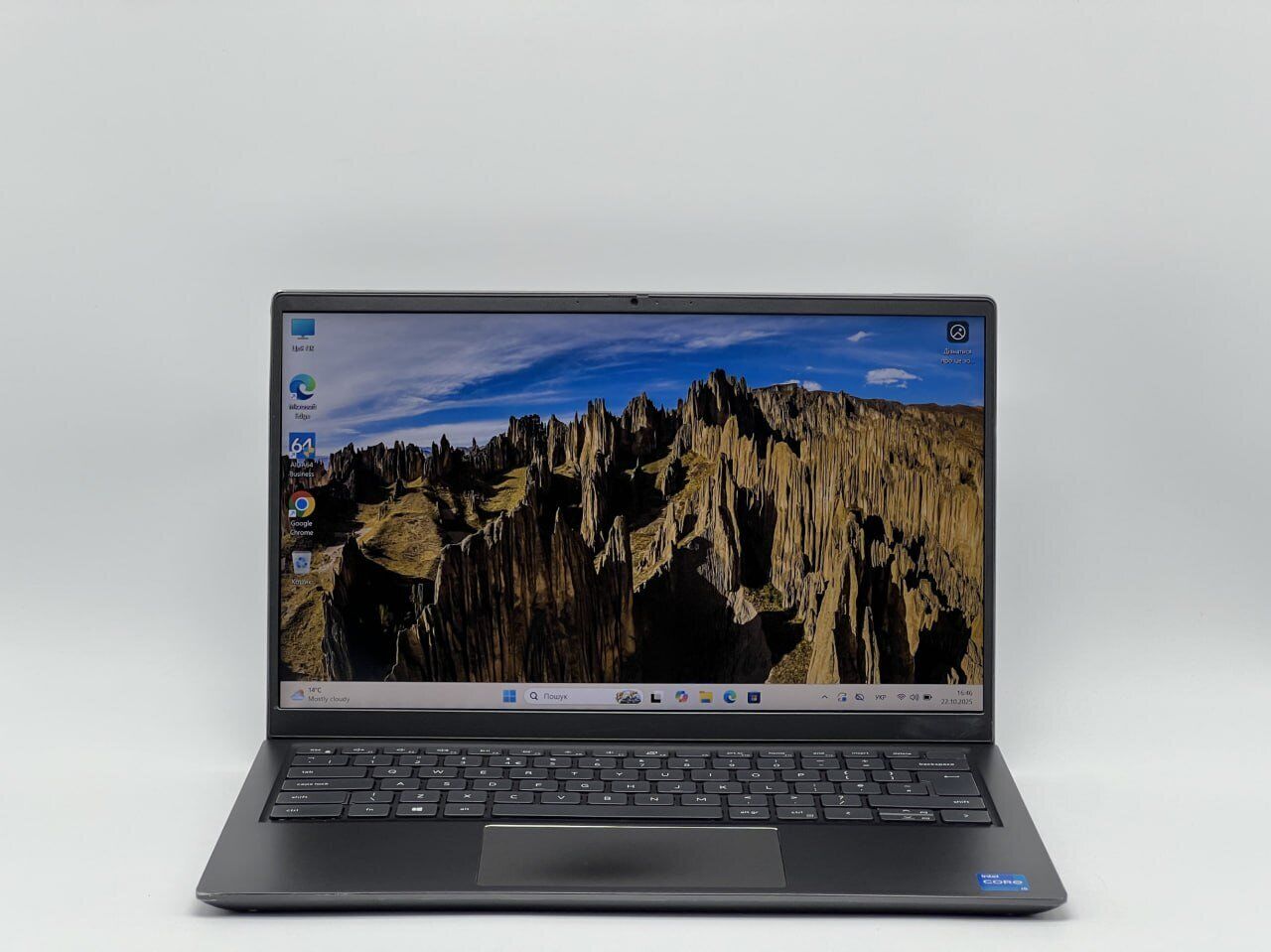 Ноутбук Б-клас Dell Vostro 5410 / 16" (1920x1080) IPS / Intel Core i5-11300H (4 (8) ядра по 2.6 - 4.4 GHz) / 16 GB DDR4 / 240 GB SSD / Intel Iris Xe Graphics / WebCam - Зображення 2