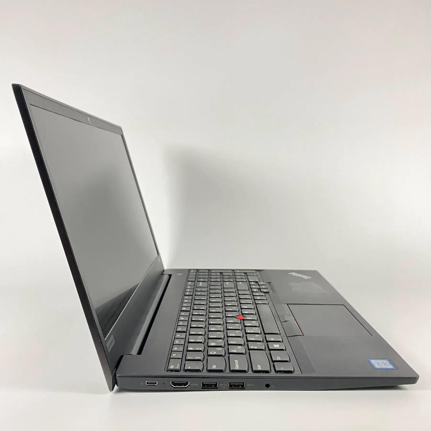 Ноутбук Lenovo ThinkPad E580 / 15.6" (1366x768) TN / Intel Core i5-8250U (4 (8) ядра по 1.6 - 3.4 GHz) / 16 GB DDR4 / 256 GB SSD / Intel HD Graphics 620 / WebCam / HDMI - Зображення 4