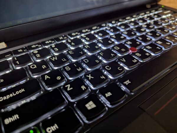 Ноутбук Lenovo ThinkPad T440s / 14" (1600x900) TN / Intel Core i5-4300U (2 (4) ядра по 1.9 - 2.9 GHz) / 12 GB DDR3 / 240 GB SSD / Intel HD Graphics 4400 / WebCam / Windows 10 - Зображення 6