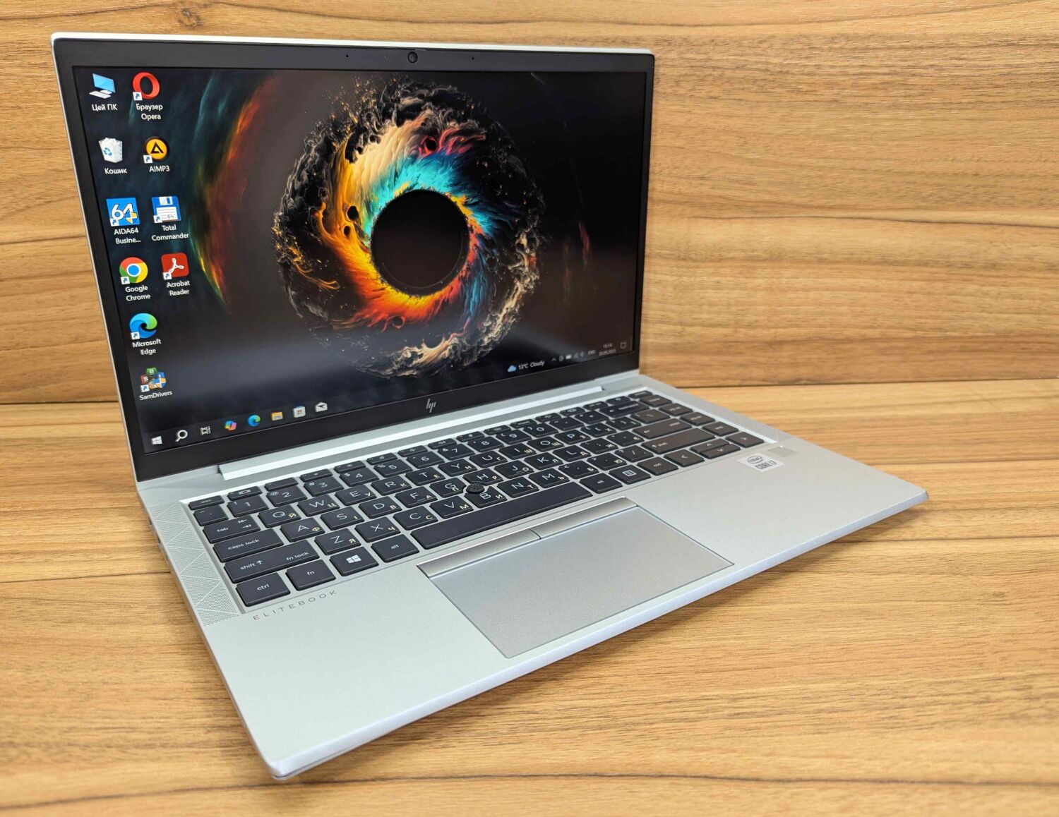 Ультрабук Б-клас HP EliteBook 840 G7 / 14" (1920x1080) IPS / Intel Core i7-10610U (4 (8) ядра по 1.8 - 4.9 GHz) / 16 GB DDR4 / 512 GB SSD / Intel UHD Graphics / Fingerprint / HDMI / Windows 10 - Зображення 5