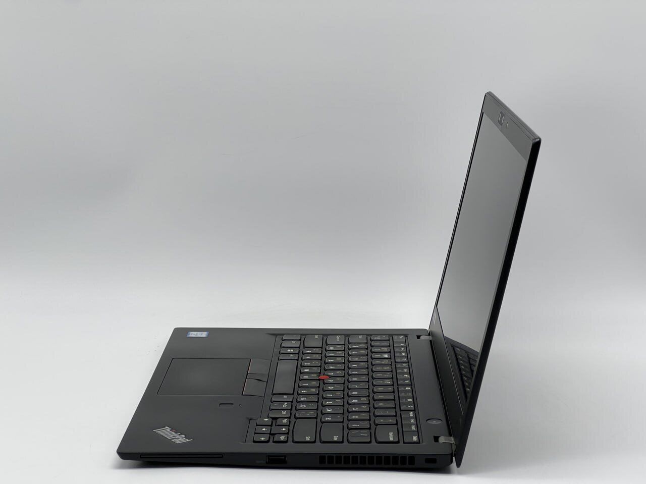Ультрабук Б-клас Lenovo ThinkPad T480s / 14" (2560x1440) IPS / Intel Core i5-8350U (4 (8) ядра по 1.7 - 3.6 GHz) / 24 GB DDR4 / 480 GB SSD / Intel UHD Graphics 620 / WebCam - Зображення 4