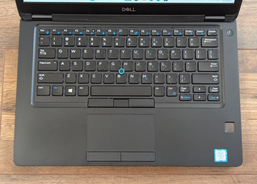 Ультрабук Dell Latitude 5490 / 14" (1920x1080) IPS / Intel Core i5-7300U (2 (4) ядра по 2.6 - 3.5 GHz) / 8 GB DDR4 / 128 GB SSD / Intel HD Graphics 620 / WebCam - Зображення 3