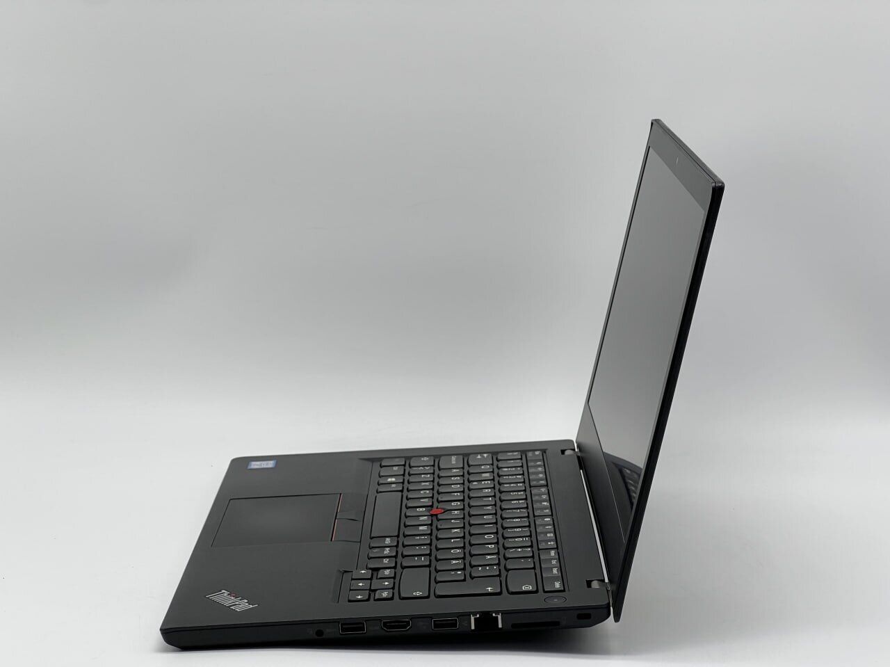 Ультрабук Lenovo ThinkPad T470 / 14" (1920x1080) IPS / Intel Core i5-7300U (2 (4) ядра по 2.6 - 3.5 GHz) / 8 GB DDR4 / 240 GB SSD / Intel HD Graphics 520 / WebCam - Зображення 4