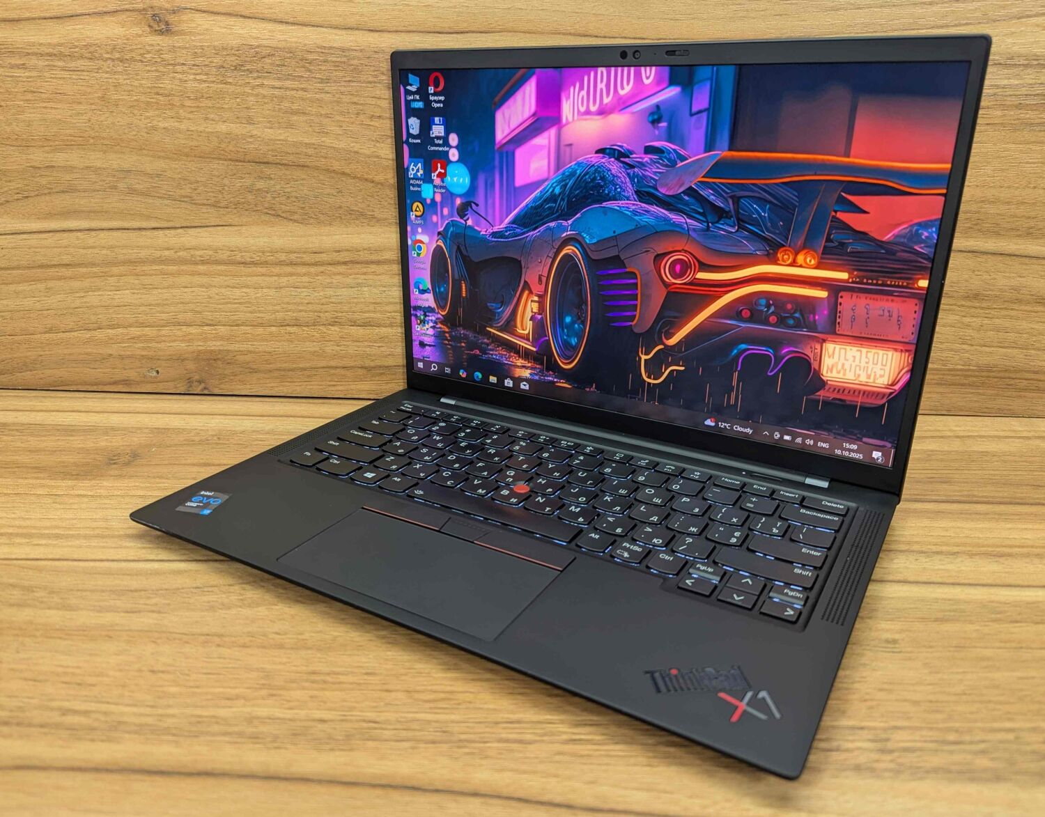 Ультрабук Lenovo ThinkPad X1 Carbon Gen9 / 14" (1920x1080) IPS / Intel Core i7-1165G7 (4 (8) ядра по 2.8 - 4.7 GHz) / 16 GB DDR4 / 480 GB SSD / Intel Iris Xe Graphics / WebCam / Windows 10 - Зображення 5