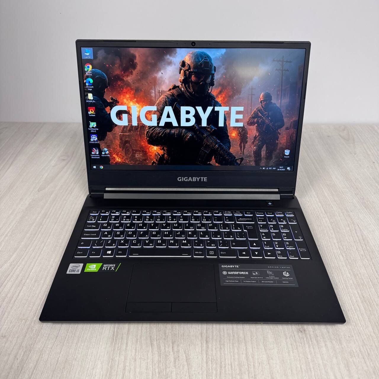 Ігровий ноутбук Б-клас Gigabyte G5 KC / 15.6" (1920x1080) IPS / Intel Core i5-10500H (6 (12) ядер по 2.5 - 4.5 GHz) / 16 GB DDR4 / 512 GB SSD NVMe / nVidia GeForce RTX 3060, 6 GB GDDR6, 192-bit / WebCam - Зображення 2