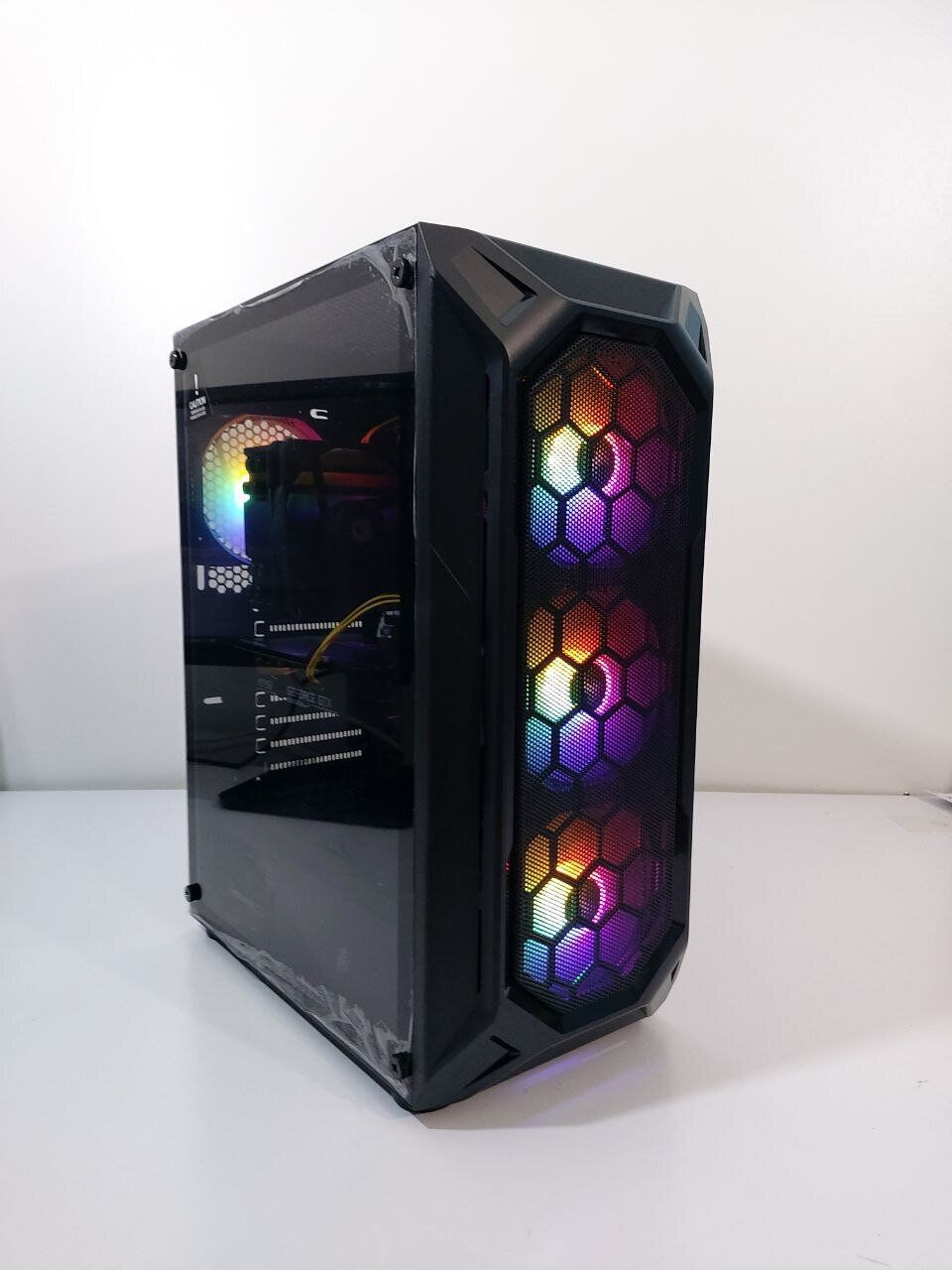 Ігровий ПК 1stPlayer FireBase X6 Tower / Intel Core i5-8400 (6 ядер по 2.8 - 4.0 GHz) / 24 GB DDR4 / 128 GB SSD M.2 + 512 GB SSD / nVidia GeForce GTX 1660 Ti, 6 GB GDDR6, 192-bit / 550W - Зображення 3