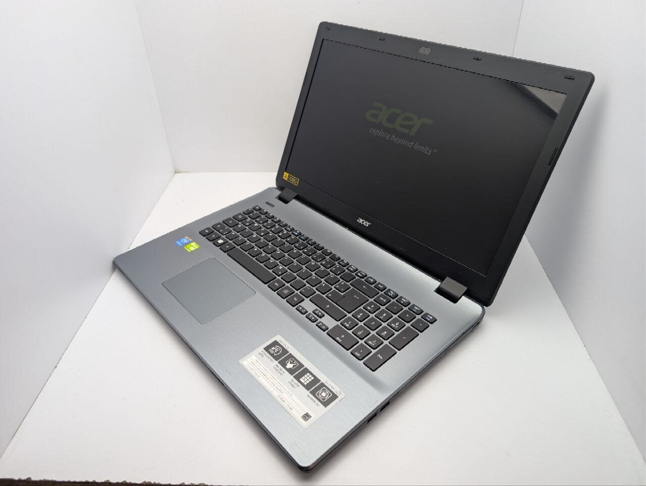 Ноутбук Acer Aspire E5-571G / 17.3" (1600x900) TN / Intel Core i5-4210U (2 (4) ядра по 1.7 - 2.7 GHz) / 8 GB DDR3 / 240 GB SSD / nVidia GeForce 840M, 2 GB GDDR3, 64-bit / WebCam / DVD-ROM - Зображення 7