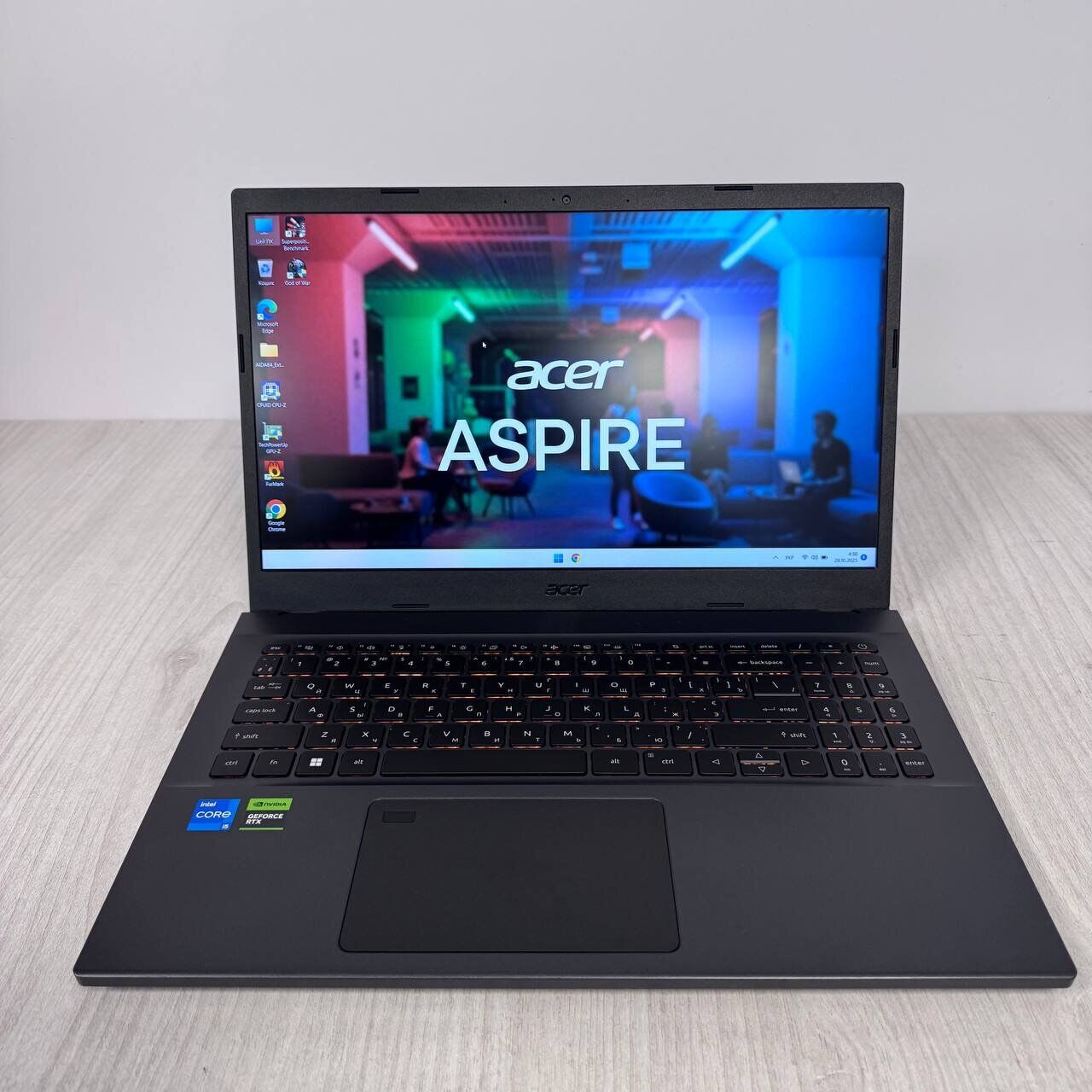 Ігровий ноутбук Acer Aspire 7 A715-76G / 15.6" (1920x1080) IPS / Intel Core i5-12450H (8 (12) ядер по 3.3 - 4.4 GHz) / 16 GB DDR4 / 512 GB SSD NVMe / nVidia GeForce RTX 3050, 4 GB GDDR6, 128-bit / WebCam - Зображення 2