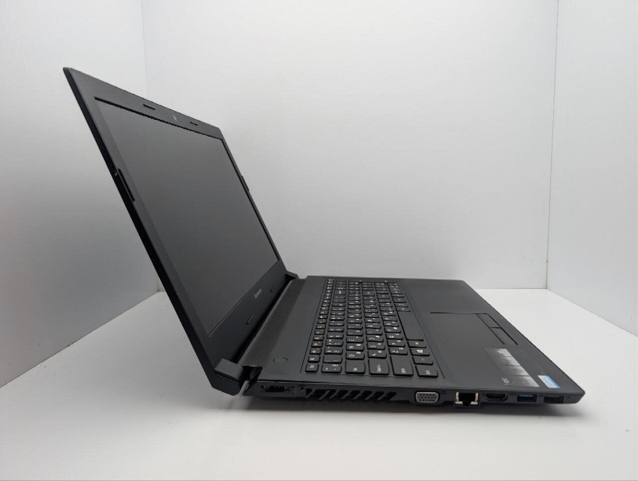 Ноутбук Lenovo B50-30 / 15.6'' (1366x768) TN / Intel Pentium N3540 (4 ядра по 2.16 - 2.66 GHz) / 8 GB DDR3 / 120 GB SSD / Intel HD Graphics / WebCam - Зображення 4
