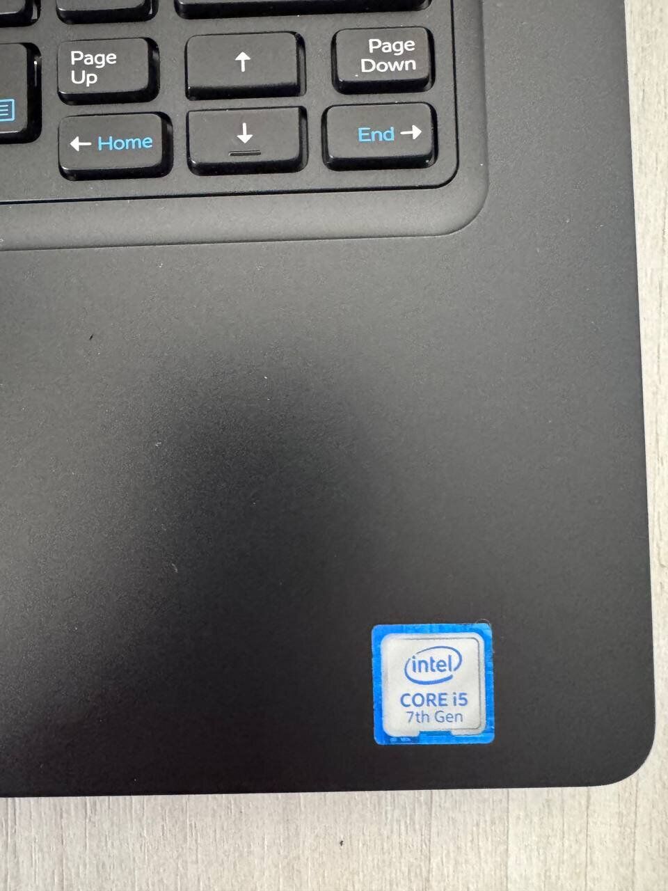 Ультрабук Dell Latitude 5480 / 14" (1920x1080) IPS / Intel Core i5-7200U (2 (4) ядра по 2.5 - 3.1 GHz) / 8 GB DDR4 / 120 GB SSD / Intel HD Graphics 620 / WebCam - Зображення 9