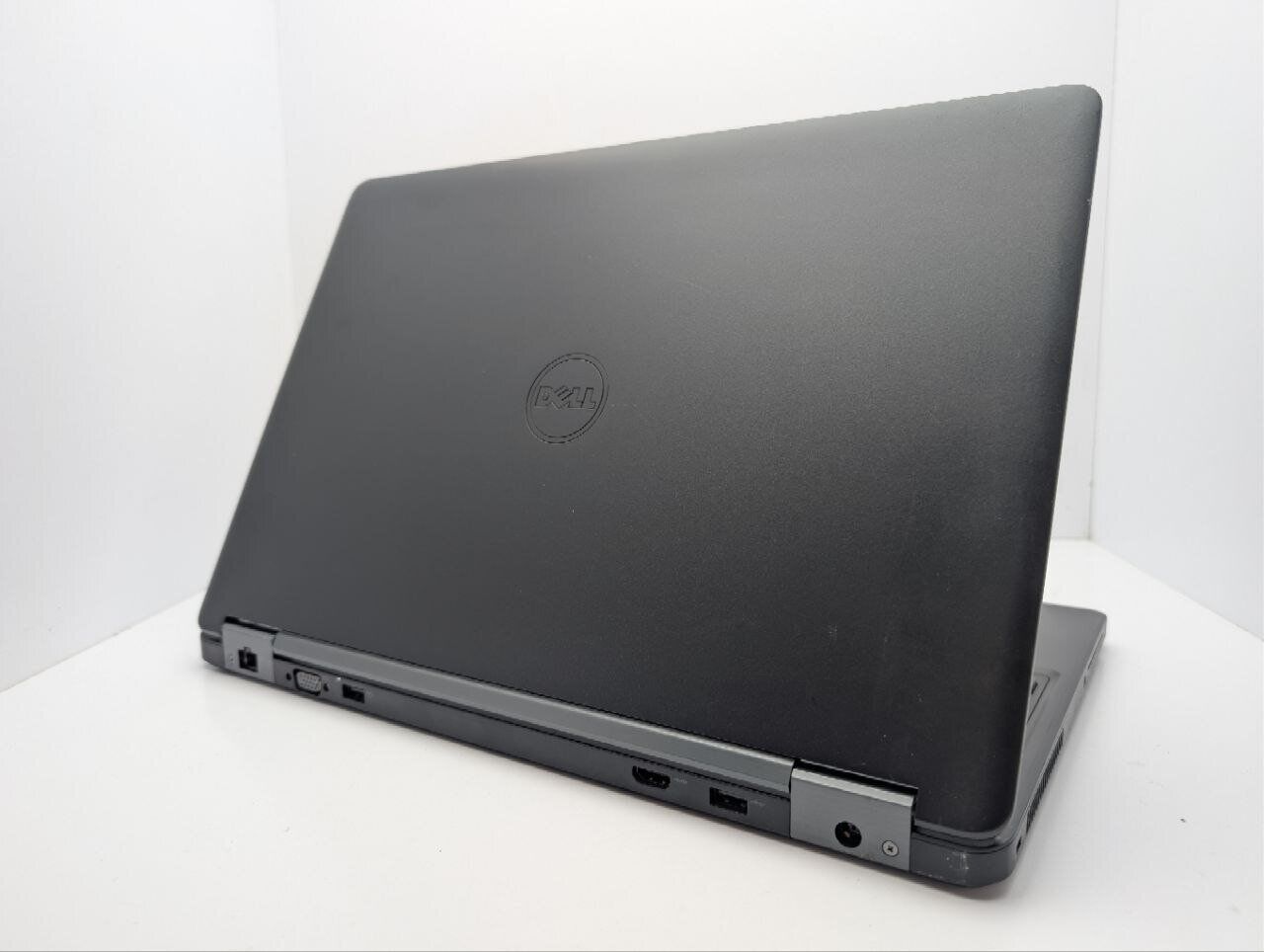 Ноутбук Dell Latitude E5550 / 15.6" (1920x1080) IPS / Intel Core i5-5300U (2 (4) ядра по 2.3 - 2.9 GHz) / 8 GB DDR3 / 240 GB SSD / nVidia GeForce 830M, 2 GB GDDR3, 64-bit / WebCam - Зображення 8