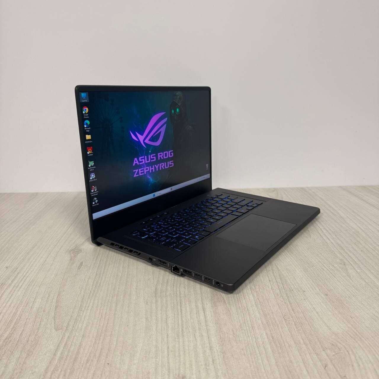 Ігровий ультрабук Asus ROG Zephyrus G15 GA503QS / 15.6" (2560x1440) IPS / AMD Ryzen 9 5900HS (8 (16) ядер по 3.0 - 4.6 GHz) / 16 GB DDR4 / 1000 GB SSD NVMe / nVidia GeForce RTX 3080, 8 GB GDDR6, 256-bit - Зображення 4