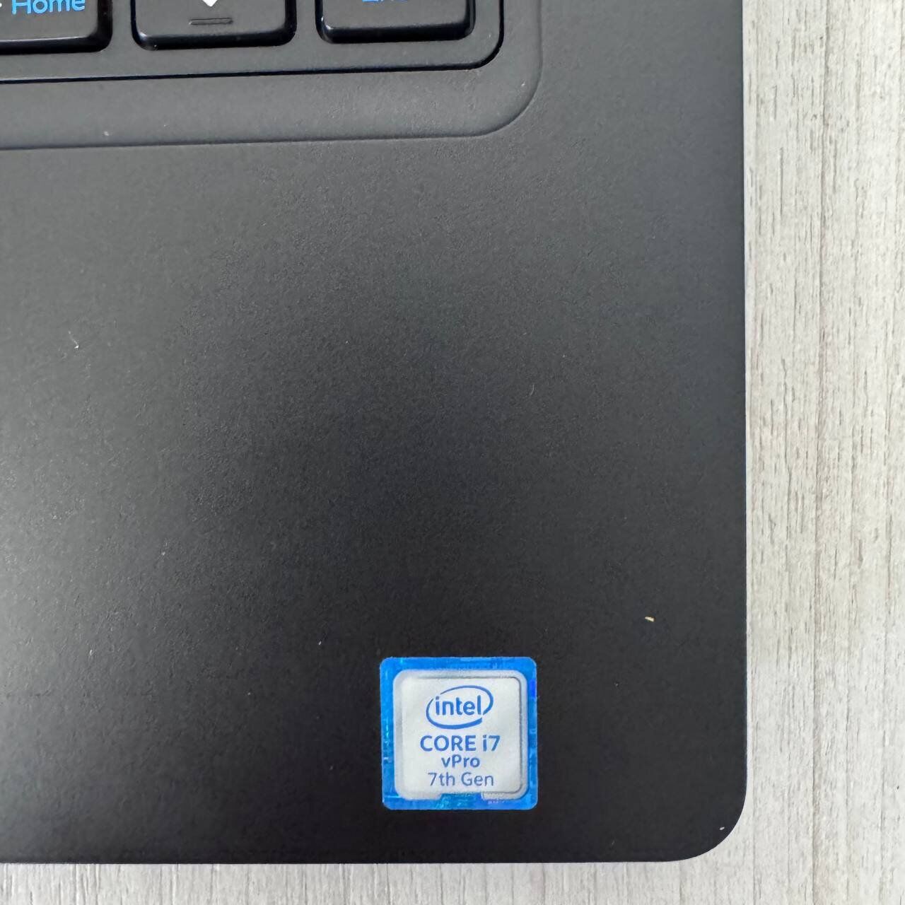 Ультрабук Б-клас Dell Latitude 5480 / 14" (1920x1080) IPS / Intel Core i7-7820HQ (4 (8) ядра по 2.9 - 3.9 GHz) / 8 GB DDR4 / 128 GB SSD M.2 / nVidia GeForce 930MX, 2 GB DDR3, 64-bit / WebCam - Зображення 9