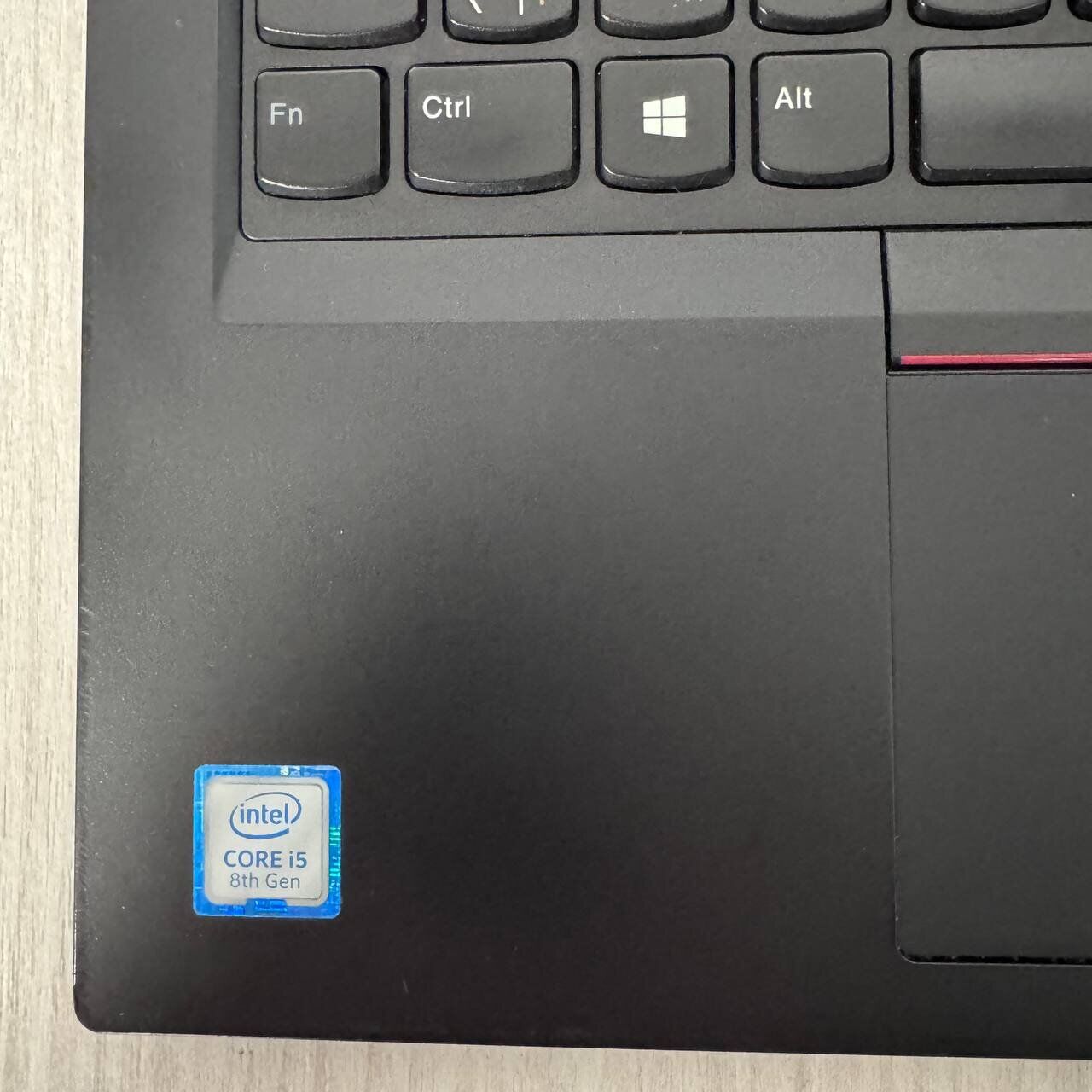 Ноутбук Lenovo ThinkPad E480 / 14" (1920x1080) IPS / Intel Core i5-8250U (4 (8) ядра по 1.6 - 3.4 GHz) / 8 GB DDR4 / 256 GB SSD NVMe / Intel UHD Graphics 620 / WebCam - Зображення 9