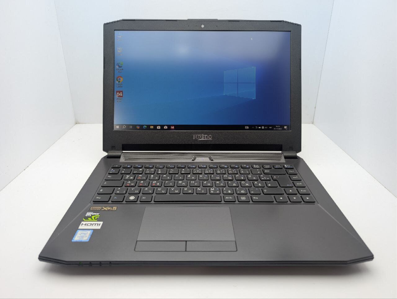 Ноутбук Tuxedo Clevo P641RF / 14" (1920x1080) IPS / Intel Core i7-6700HQ (4 (8) ядра по 2.6 - 3.5 GHz) / 8 GB DDR4 / 256 GB SSD / nVidia GeForce GTX 965M, 2 GB GDDR5, 128-bit / WebCam - Зображення 2