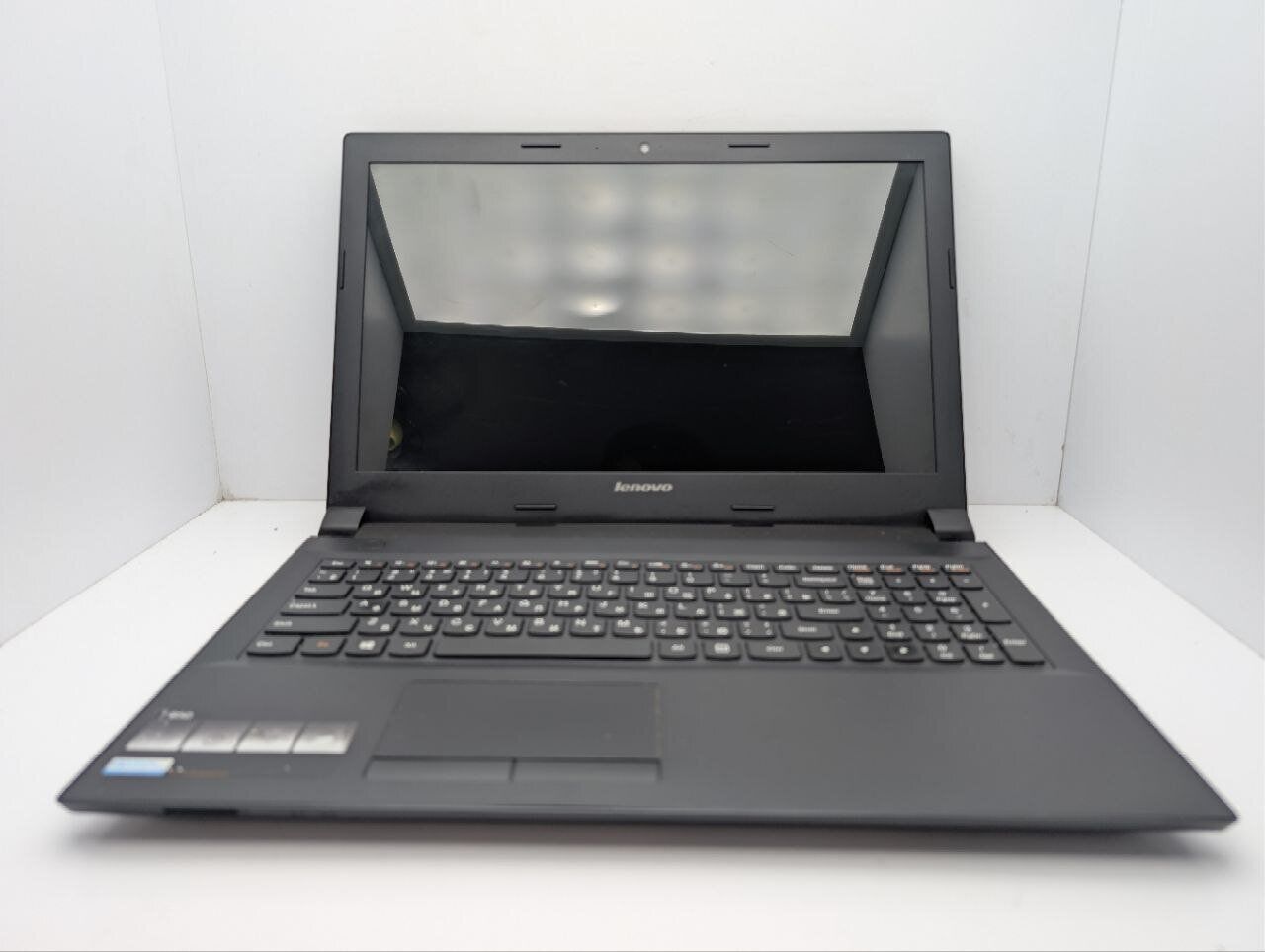 Ноутбук Lenovo B50-30 / 15.6'' (1366x768) TN / Intel Pentium N3540 (4 ядра по 2.16 - 2.66 GHz) / 8 GB DDR3 / 120 GB SSD / Intel HD Graphics / WebCam - Зображення 3