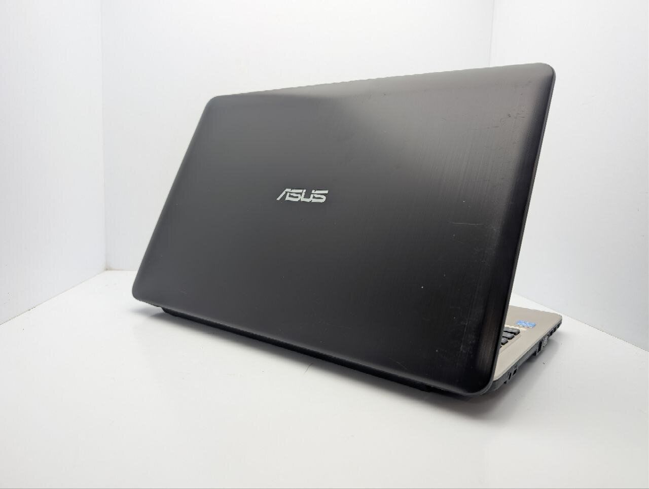 Ноутбук Asus R540L / 15.6" (1920x1080) TN / Intel Core i3-5005U (2 (4) ядра по 2.0 GHz) / 8 GB DDR3 / 120 GB SSD / Intel HD Graphics 5500 / WebCam / DVD-ROM - Зображення 8